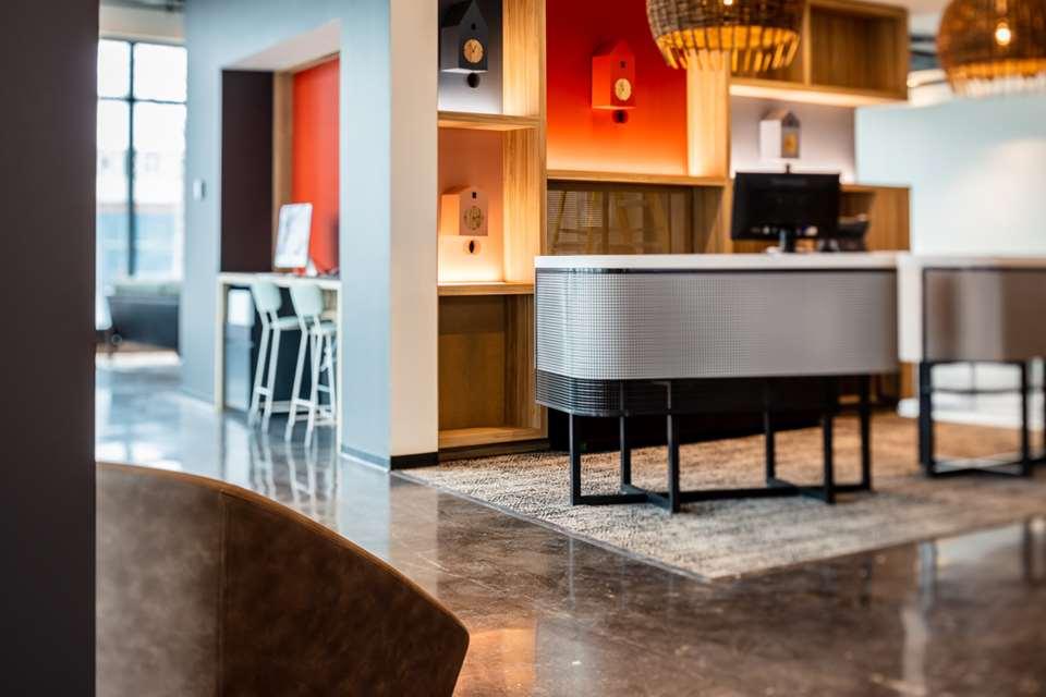 Alt Hotel Calgary East Village Servis gambar