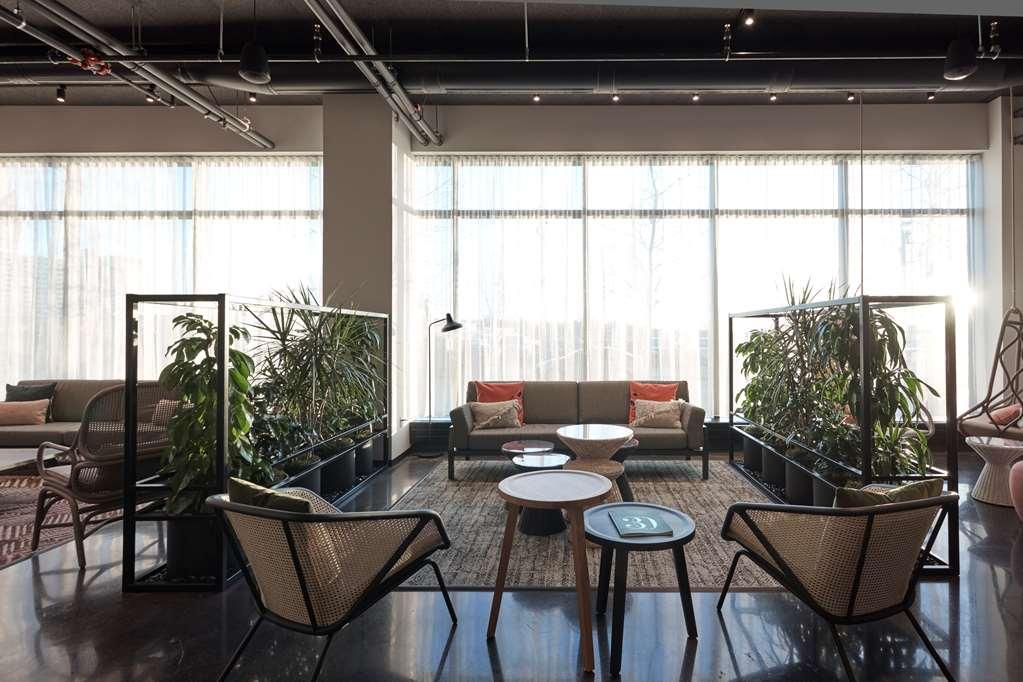Alt Hotel Calgary East Village Dalaman gambar